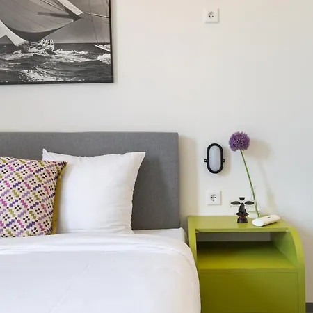 Pink Flamingo Boutique Hostel Den Haag