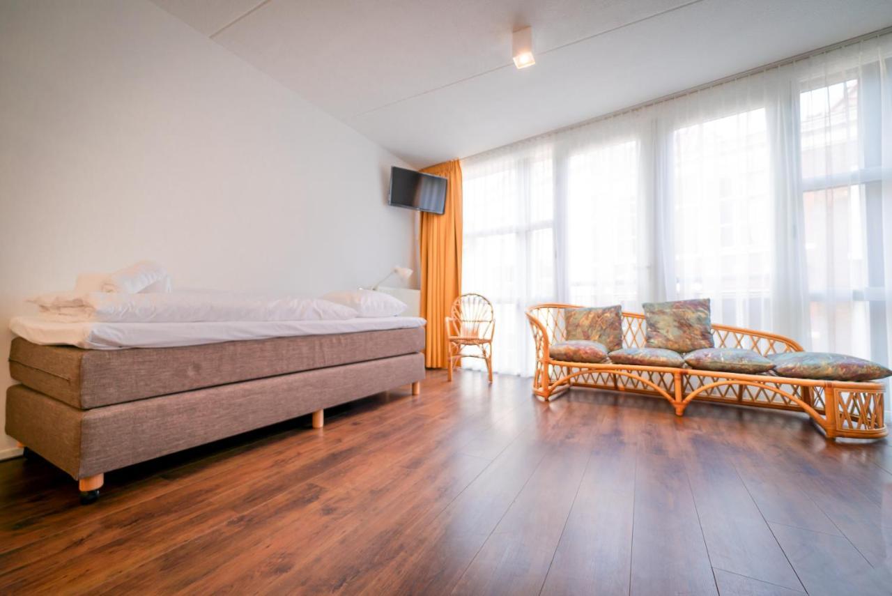 Pink Flamingo Boutique Hostel *