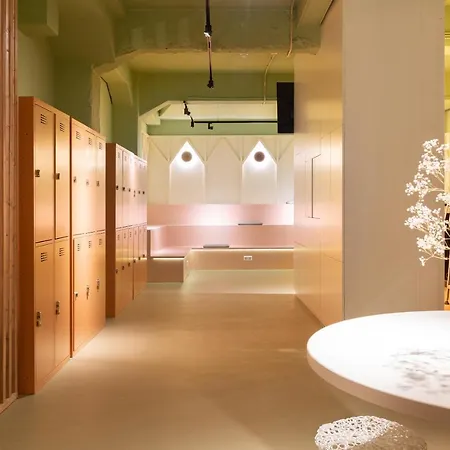 Pink Flamingo Boutique Hostel Den Haag